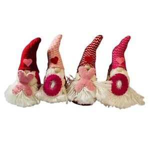 Gnomes XOXO Valentine’s Day Hearts 4 Loving Gnomes 7in